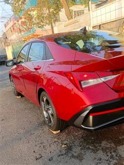 هیوندای ئەلەنترا